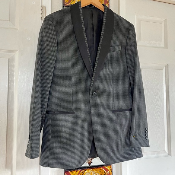 JF J.Ferrar Mens Classic Fit Tuxedo Jacket - Picture 1 of 8